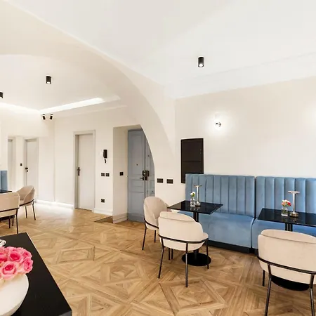 Adriana Boutique Řím