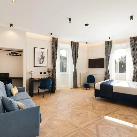 Adriana Boutique Řím